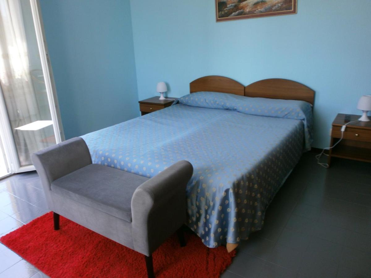 Il Leprotto - Room & Breakfast Altedo ภายนอก รูปภาพ