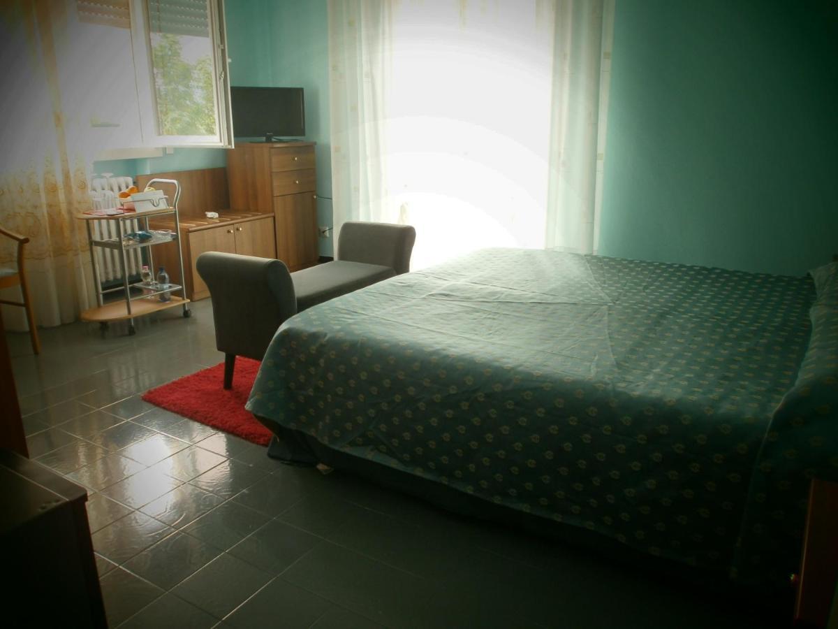 Il Leprotto - Room & Breakfast Altedo ภายนอก รูปภาพ